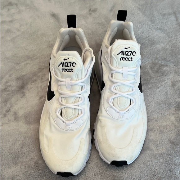 Nike React White and Black Sneakers - Picture 2 of 7